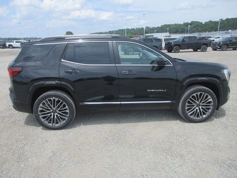 New 2026 GMC Terrain Denali AWD/4WD image 3