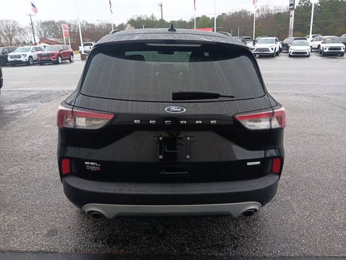 Used 2020 Ford Escape SEL image 3