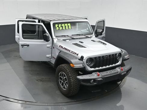 Used 2024 Jeep Wrangler Unlimited Rubicon w/ Technology Group AWD/4WD image 50