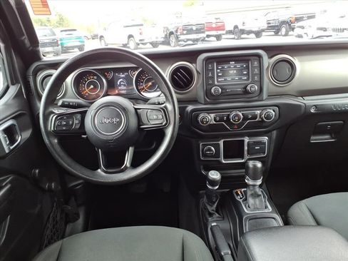 Used 2018 Jeep Wrangler Unlimited Sport AWD/4WD image 23