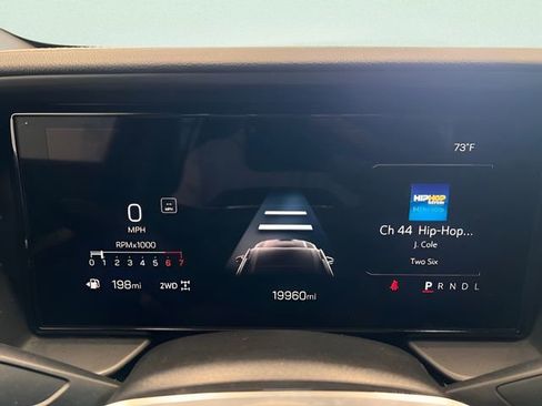 Used 2025 GMC Terrain Elevation image 15