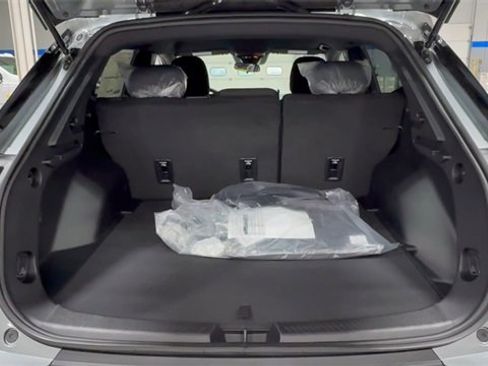 New 2026 Chevrolet Equinox EV LT image 7