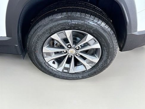 New 2026 Chevrolet Equinox LT w/ Safety and Technology Package FWD image 33