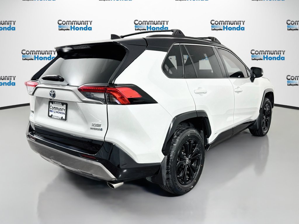 Used 2024 Toyota RAV4 XSE AWD/4WD image 5