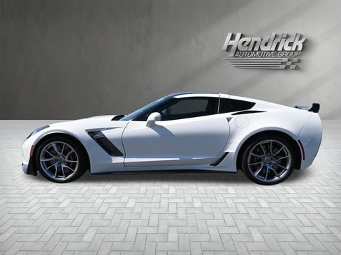 Used 2017 Chevrolet Corvette Z06 image 6