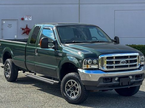 Used 2003 Ford F250 XLT AWD/4WD image 11