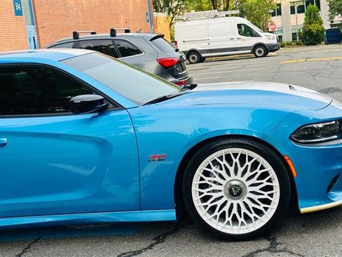 Used 2023 Dodge Charger Scat Pack image 6