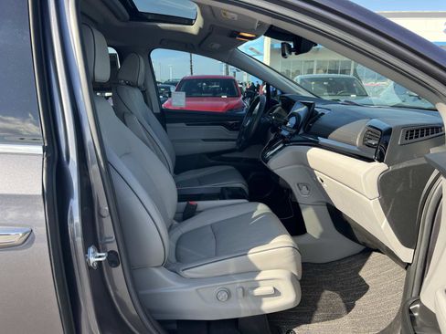 Used 2022 Honda Odyssey Elite image 34