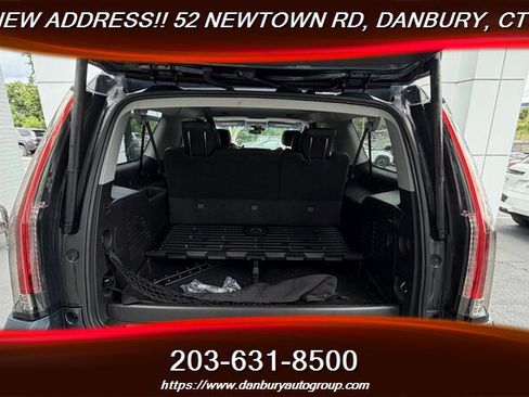 Used 2019 Cadillac Escalade ESV Luxury AWD/4WD image 31