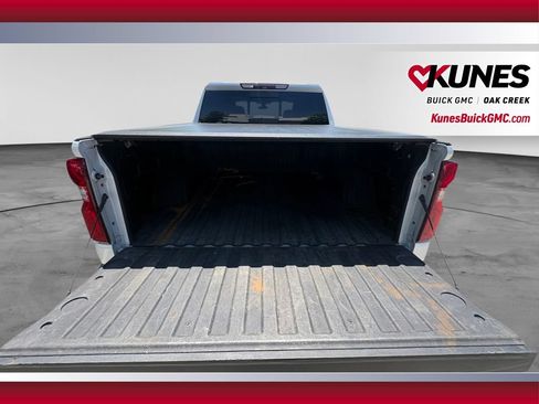 Used 2019 Chevrolet Silverado 1500 High Country w/ Technology Package AWD/4WD image 40