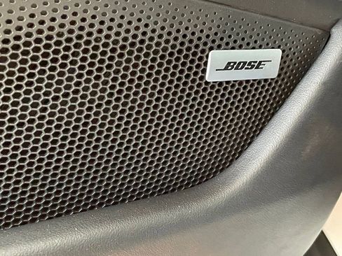 Used 2021 Porsche Taycan Turbo image 22