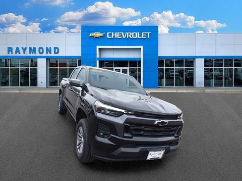 New 2026 Chevrolet Colorado LT w/ LT Convenience Package AWD/4WD image 10