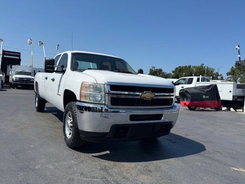 Used 2013 Chevrolet Silverado 2500 W/T image 4