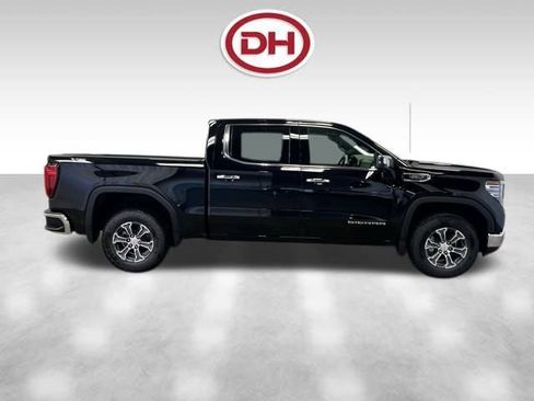 New 2026 GMC Sierra 1500 SLT w/ X31 Off-Road Package image 2