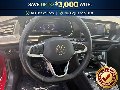 Used 2024 Volkswagen Jetta SE w/ Panoramic Sunroof Package FWD image 23