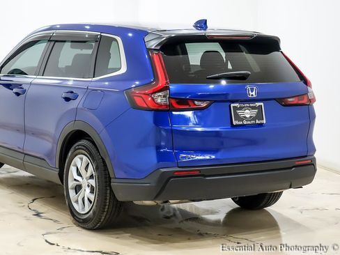Used 2023 Honda CR-V LX image 9