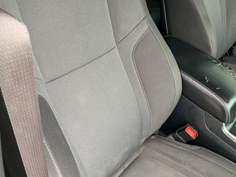 Used 2017 Dodge Charger SXT RWD image 16