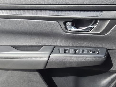Certified 2025 Honda CR-V EX image 20