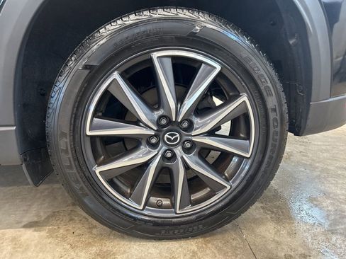 Used 2018 MAZDA CX-5 Touring w/ Preferred Equipment Package AWD/4WD image 24