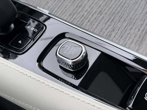 Used 2023 Volvo XC90 B6 Plus w/ Protection Package Premier AWD/4WD image 8