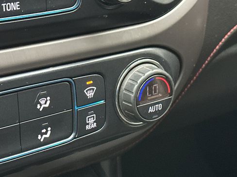 Used 2018 GMC Canyon All Terrain image 28