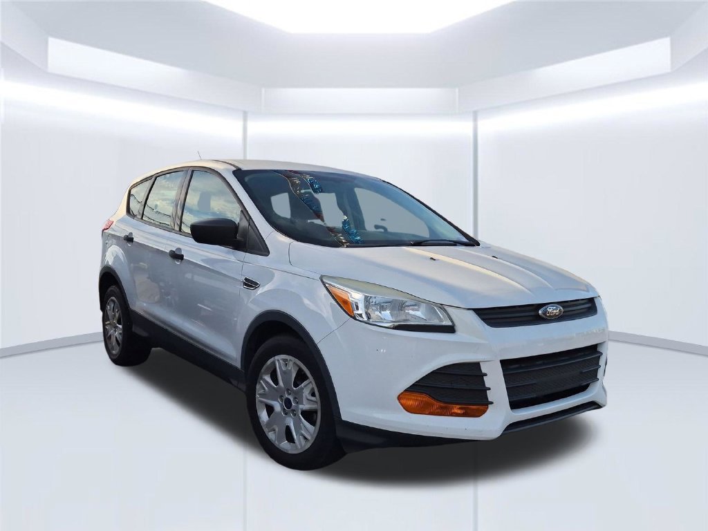 Used 2015 Ford Escape S FWD image 5