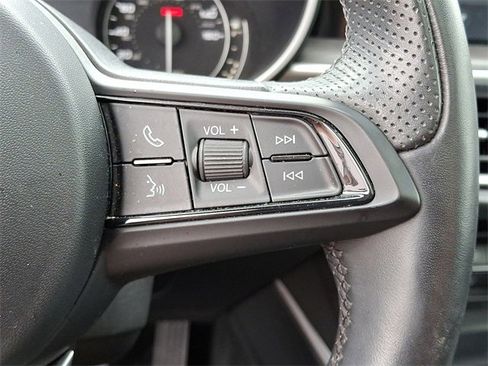 Used 2021 Alfa Romeo Stelvio Ti w/ Active Assist 2 Package TI image 24