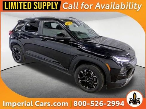 Used 2022 Chevrolet TrailBlazer LT w/ Convenience Package image 1