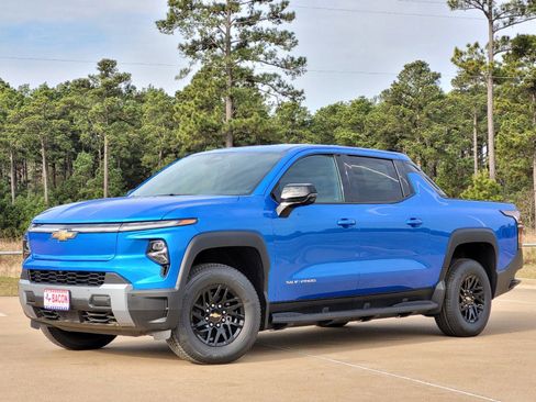 New 2025 Chevrolet Silverado EV LT image 1