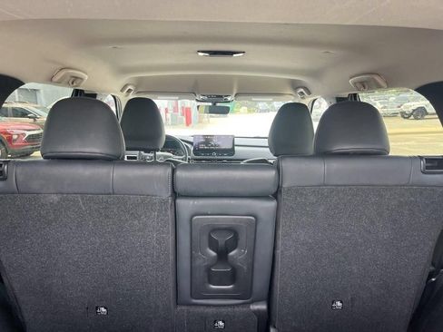 Used 2025 Mitsubishi Outlander SE FWD image 31