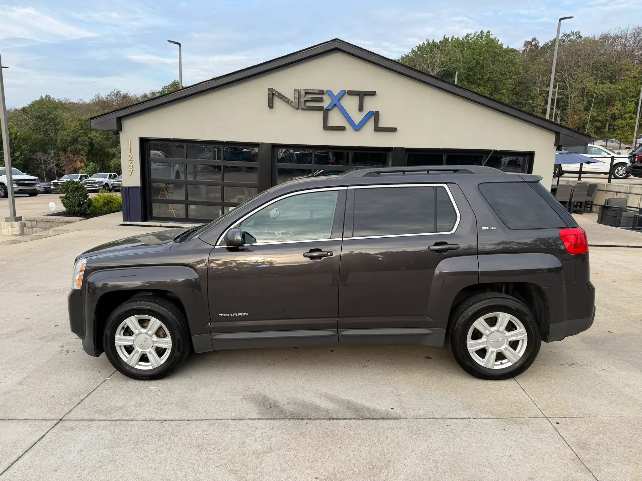 Used 2015 GMC Terrain SLE w/ Convenience Package AWD/4WD image 6