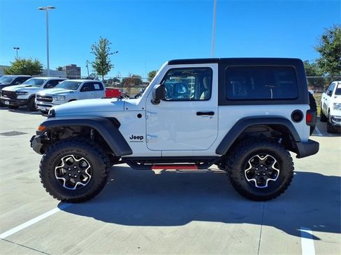 Used 2021 Jeep Wrangler Willys image 17