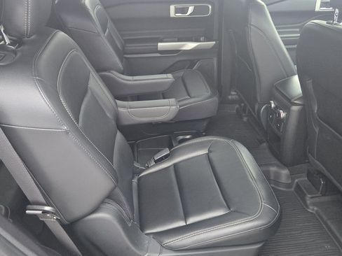 Used 2021 Ford Explorer XLT w/ Equipment Group 202A image 28