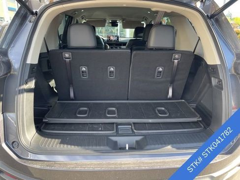 Used 2023 Honda Pilot EX-L image 4