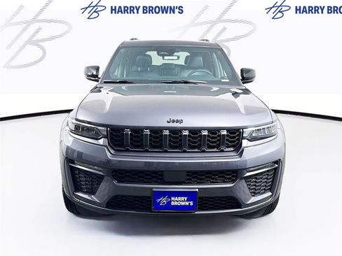 New 2026 Jeep Grand Cherokee Limited AWD/4WD image 29