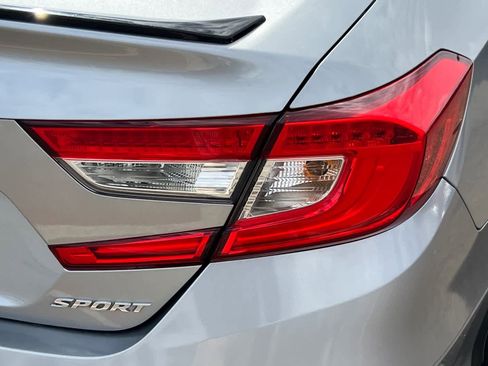 Used 2021 Honda Accord Sport image 18