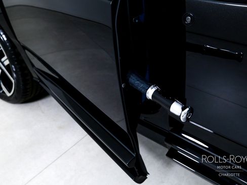 New 2026 Rolls-Royce Cullinan Black Badge image 33