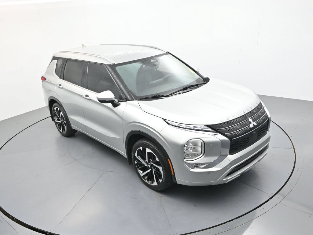 Used 2023 Mitsubishi Outlander SEL AWD/4WD image 23