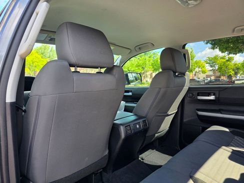Used 2019 Toyota Tundra SR5 w/ SR5 Upgrade Package AWD/4WD image 30