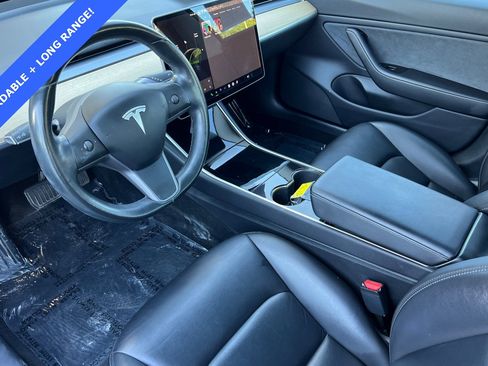 Used 2018 Tesla Model 3 Long Range image 10