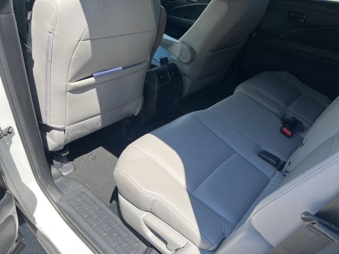 Used 2023 Honda Passport EX-L image 21