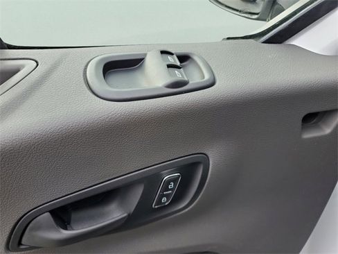 New 2025 Ford Transit 250 148 Medium Roof image 14