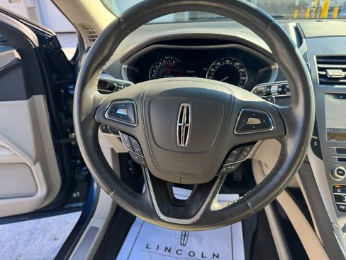 Used 2017 Lincoln MKZ Reserve w/ Climate Package image 10