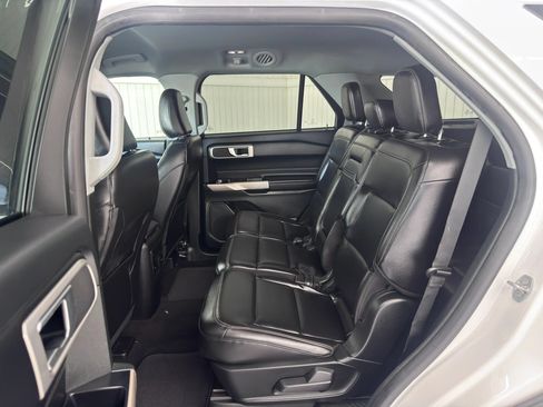 Used 2020 Ford Explorer 4WD Police Interceptor image 12