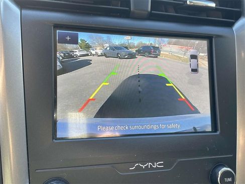 Used 2020 Ford Fusion SEL image 20