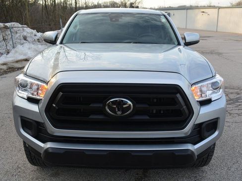 Used 2023 Toyota Tacoma SR image 2