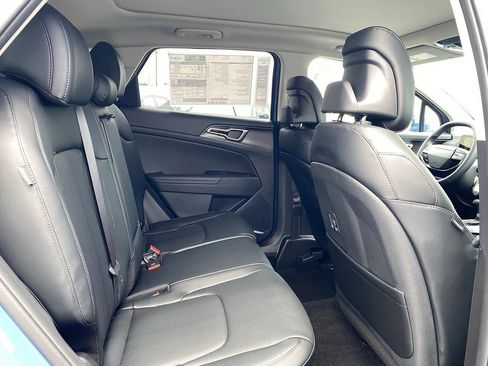 New 2026 Kia Sportage EX FWD image 21