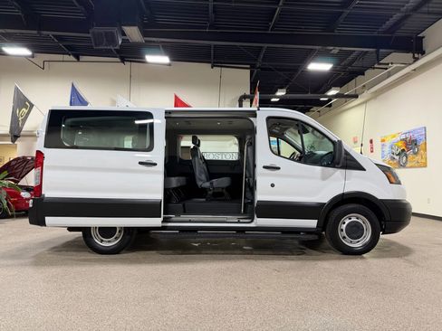 Used 2019 Ford Transit 150 XL image 21