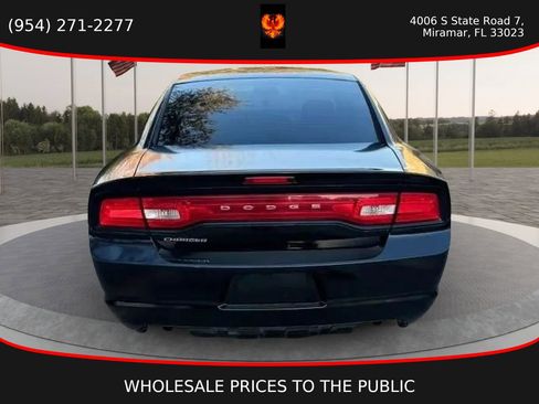 Used 2014 Dodge Charger SE image 5