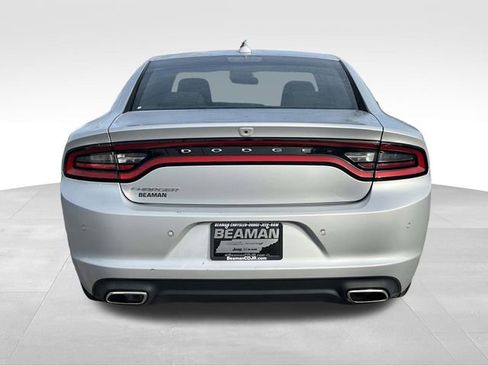 Used 2023 Dodge Charger SXT image 6